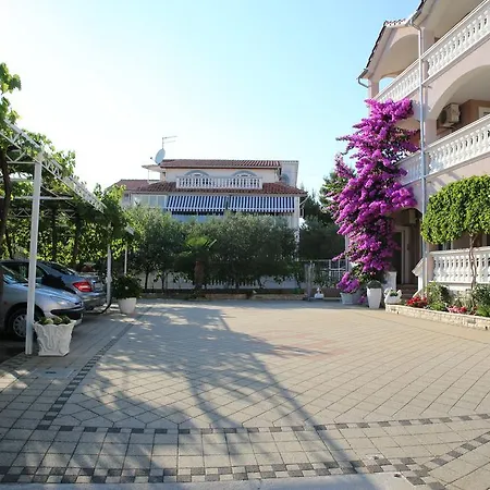 Dujic Vodice